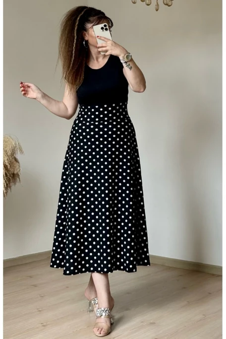 Kısa Kol Üst Siyah Alt Puanlı Krep Elbise