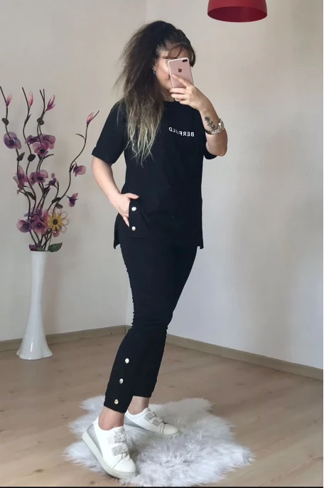 Kısa Kol Yan Çıtçıtlı Siyah Takım