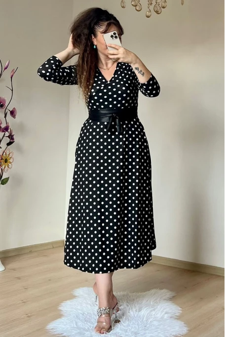 Kruvaze Yaka Uzun Kol Puanlı Krep Elbise