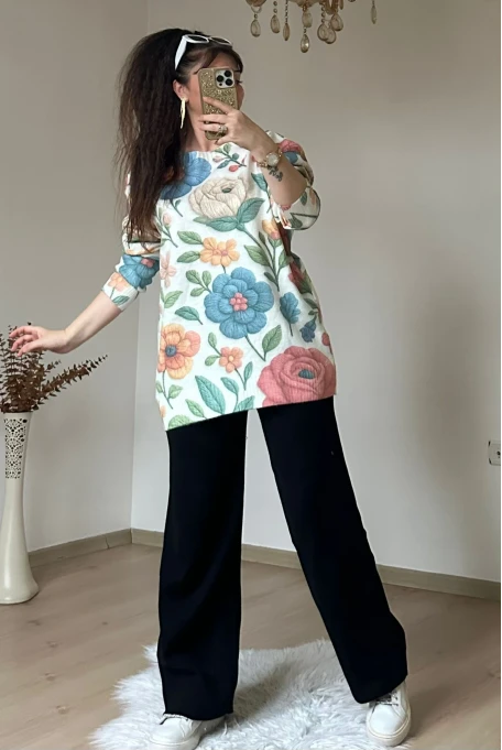 Mavi Gül Desen Triko Takım