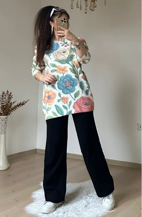 Mavi Gül Desen Triko Takım