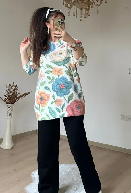 Mavi Gül Desen Triko Takım