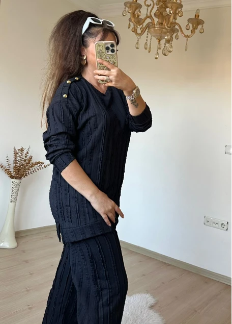 Omuz Gold Düğmeli Takım Siyah