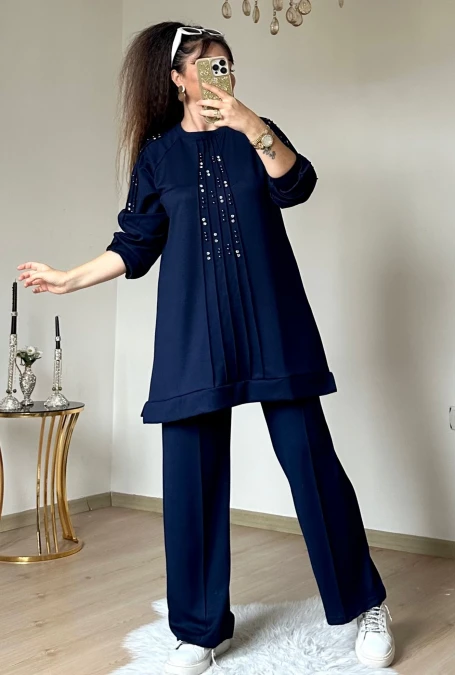 Ön Dikiş Detaylı Taşlı Takım Lacivert Büyük Beden