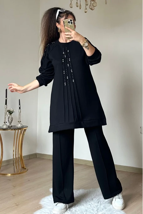 Ön Dikiş Detaylı Taşlı Takım Siyah Büyük Beden