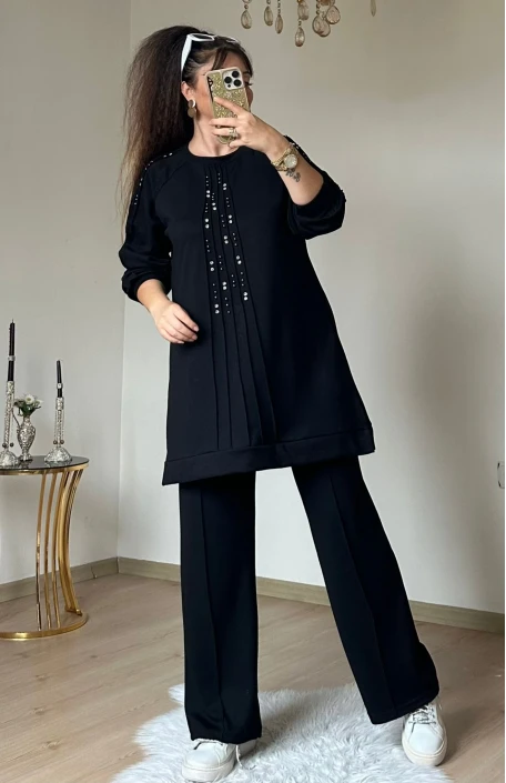 Ön Dikiş Detaylı Taşlı Takım Siyah Büyük Beden