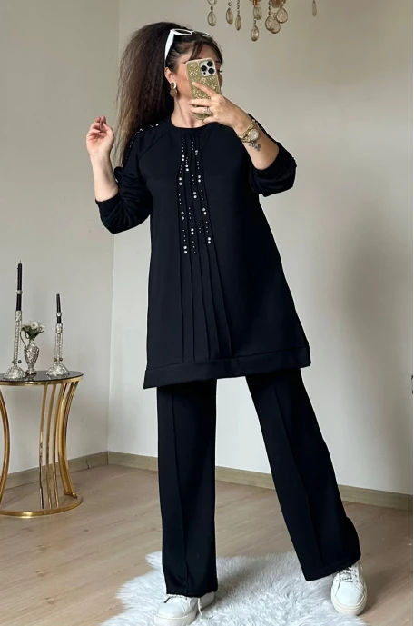 Ön Dikiş Detaylı Taşlı Takım Siyah Büyük Beden