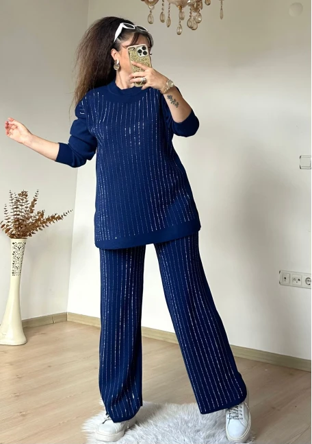 Ön Taşlı Triko Takım Mavi