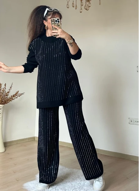 Ön Taşlı Triko Takım Siyah