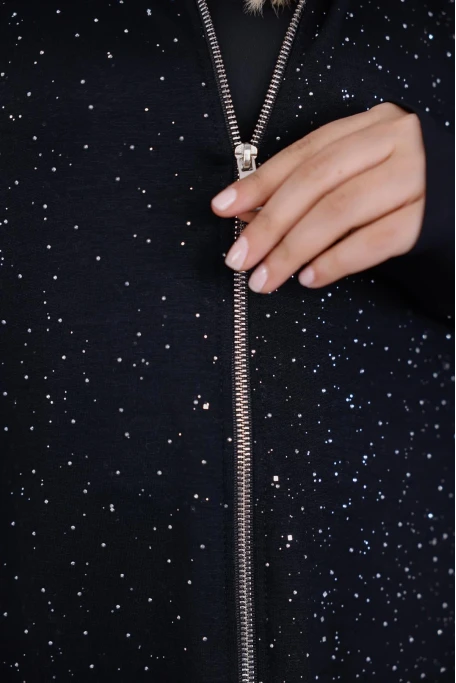 Önü Fermuarlı Sweatshirt Simli Taş Detaylı