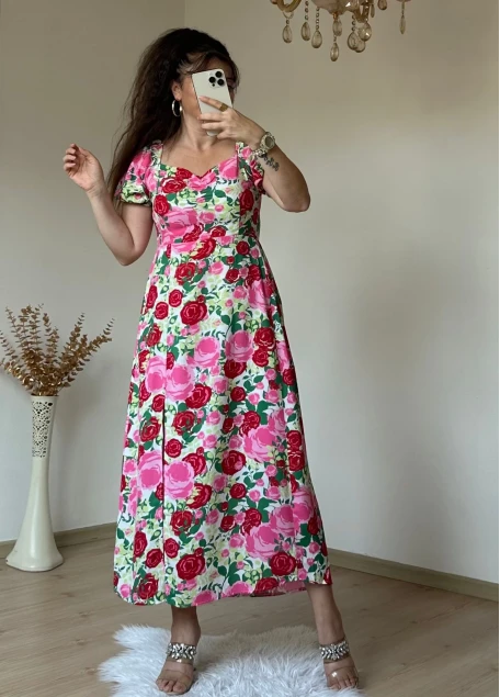 Kiss Collar Pink Floral Dress