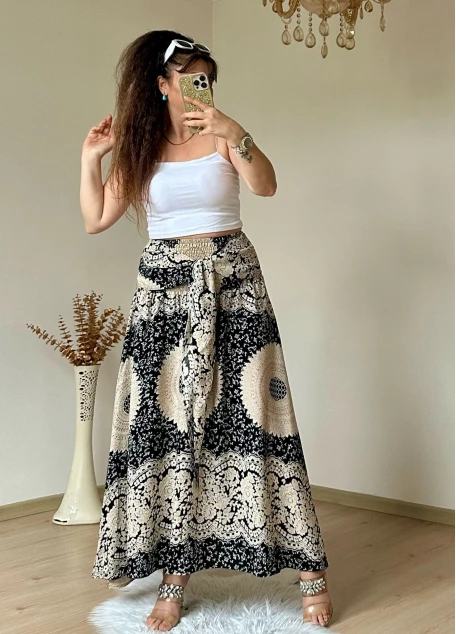 Otantik Desenli Etek Siyah