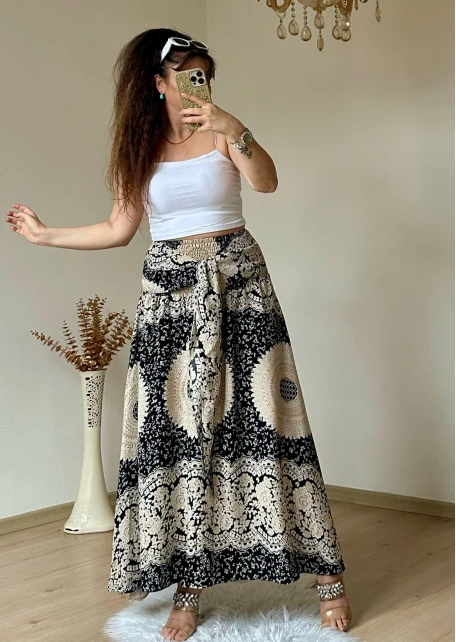 Otantik Desenli Etek Siyah