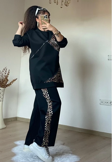 Piramıt Taşlı Leopar Takım Siyah