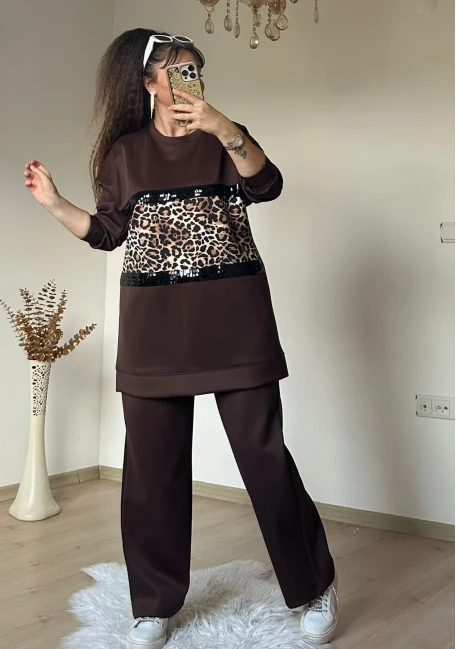 Pul Şeritli Leopar Takım Kahve