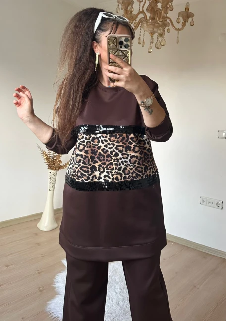 Pul Şeritli Leopar Takım Kahve