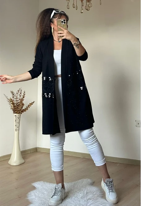 Pul Ve Kabartma Detaylı Tunik Hırka Siyah