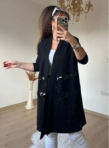 Pul Ve Kabartma Detaylı Tunik Hırka Siyah