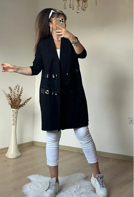 Pul Ve Kabartma Detaylı Tunik Hırka Siyah