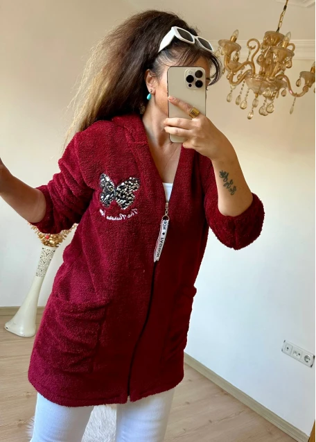 Pullu Kelebek Pelus Mont Bordo