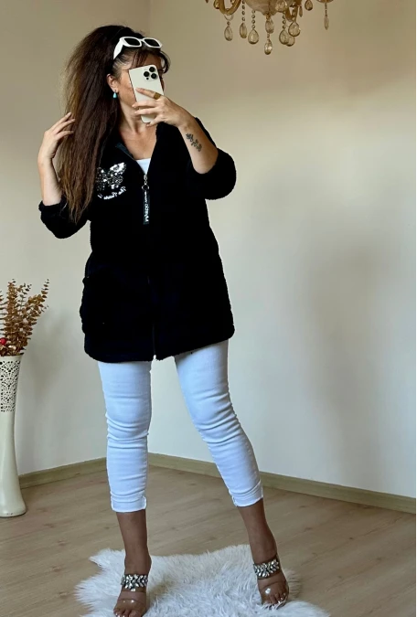 Pullu Kelebek Pelus Mont Siyah