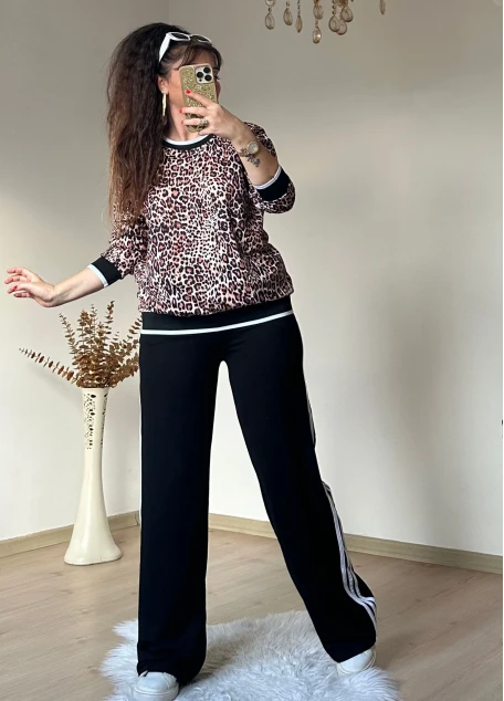 Ribanalı Leopar Desenli Takım