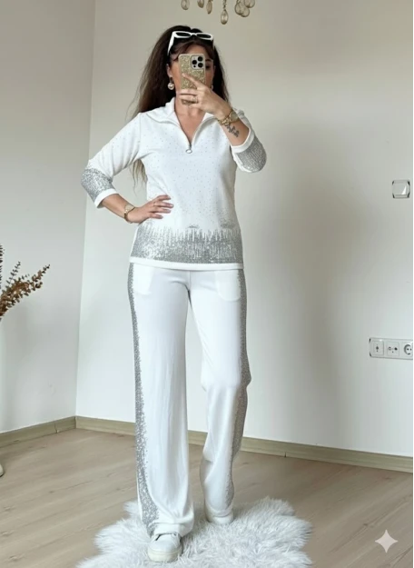 Romantik Taşlı Takım Beyaz