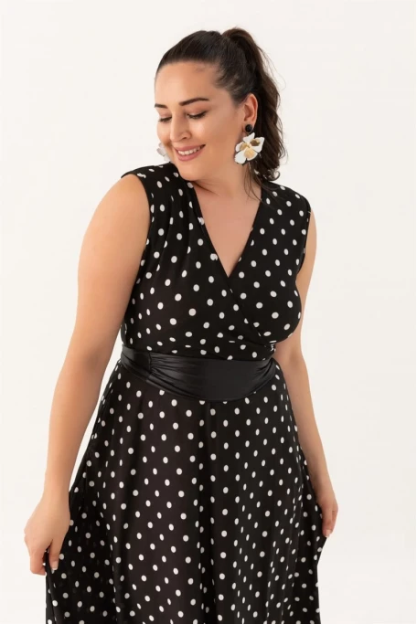 Sıfır Kol Puantiyeli Krep Elbise