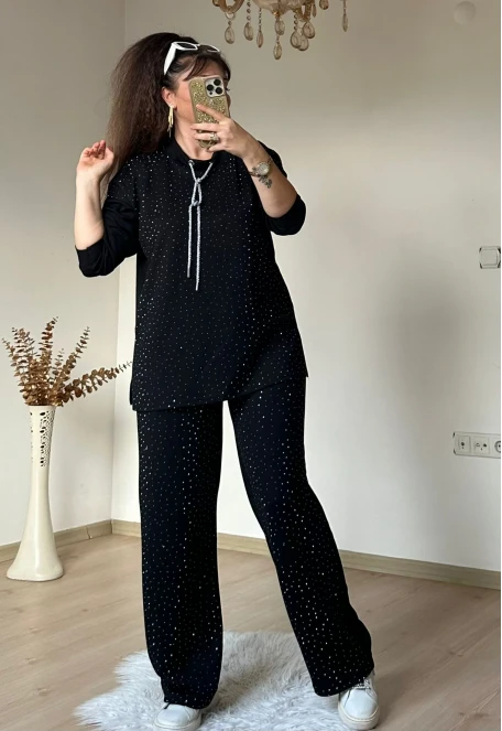 Simli İp Bağcıklı Taşlı Takım Siyah