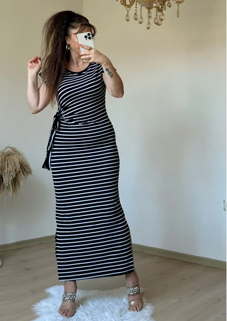 Sıyah Cızgılı Elbıse