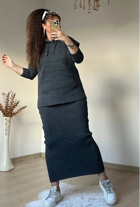 Süveterli Elbise Takım Füme