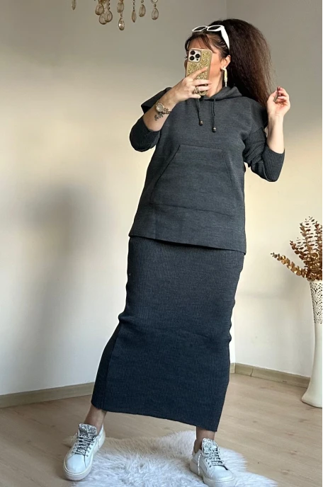 Süveterli Elbise Takım Füme