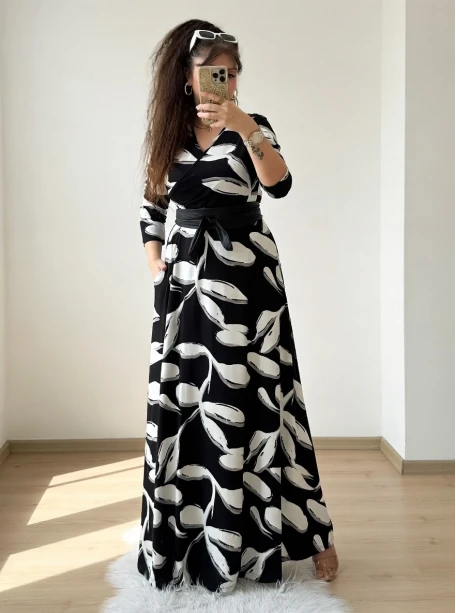 Tam Boy Beyaz Yaprak Desen Elbise