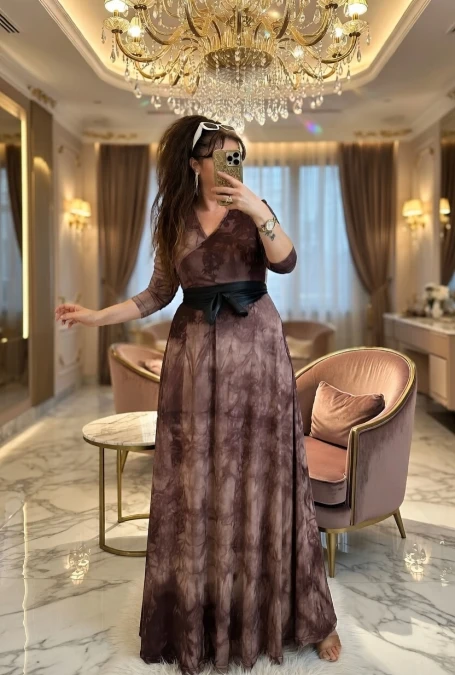 Tam Boy Kahve Dalga Desen Elbise