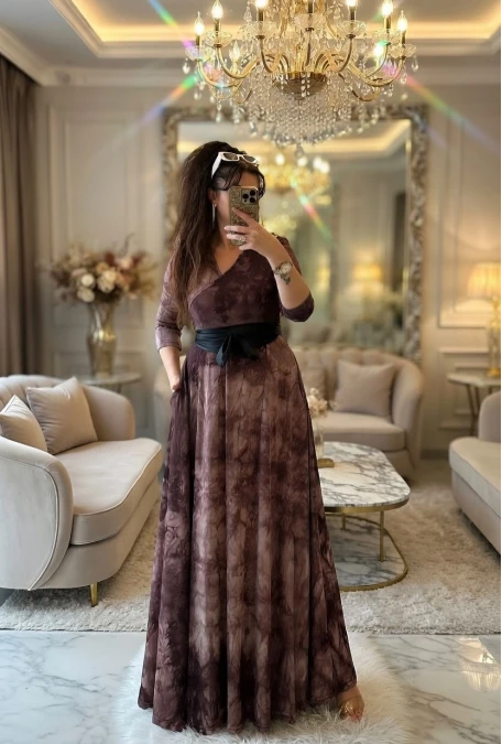 Tam Boy Kahve Dalga Desen Elbise