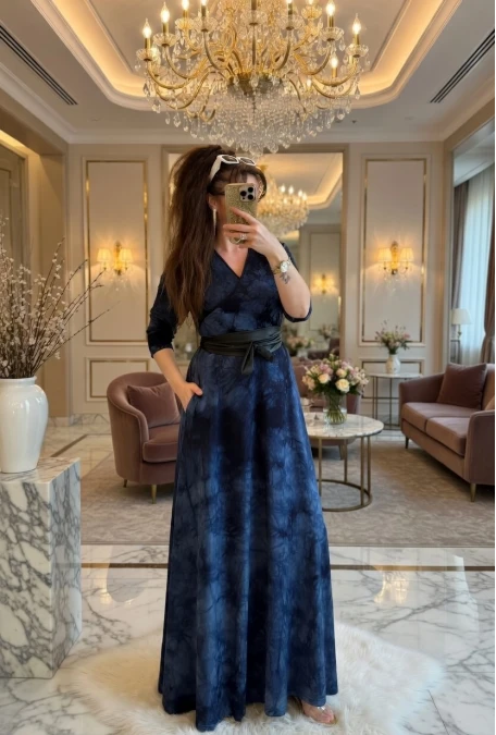 Tam Boy Lacivert Dalga Desen Elbise