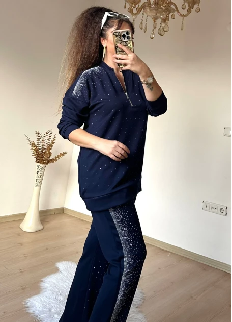 Tasarım Taşlı Takım Lacivert