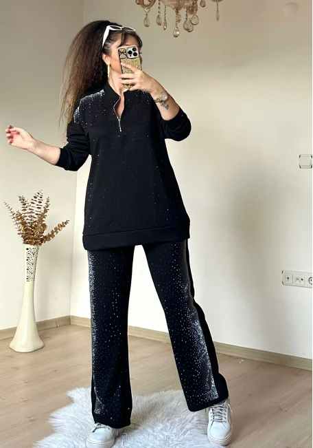 Tasarım Taşlı Takım Siyah