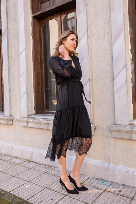 Uzun Kol Etek Ucu Güpürlü Elbise - SİYAH