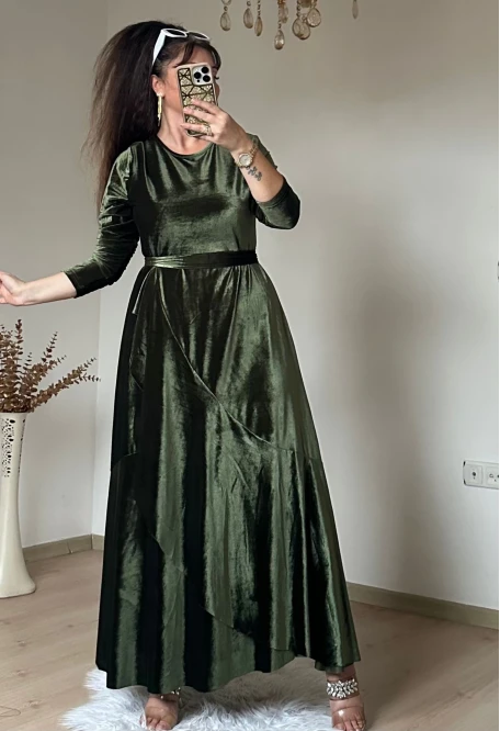 Volanlı Fırfırlı Kadife Elbıse Haki