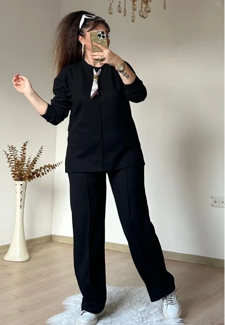 Yaka Şal Detaylı Takım Siyah