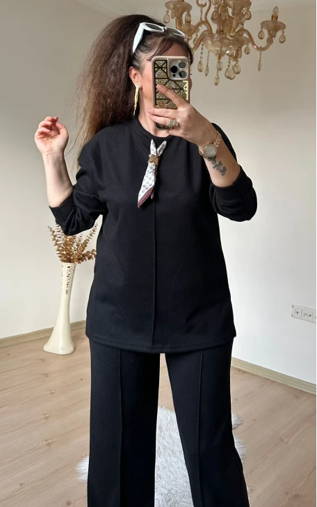 Yaka Şal Detaylı Takım Siyah