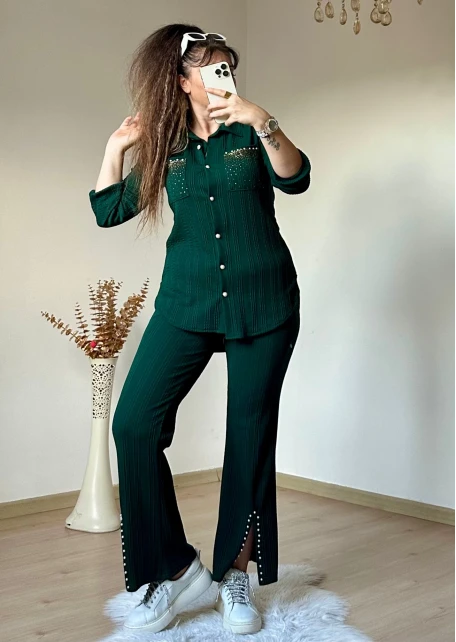 Yaka Taşlı Paça Detaylı Takım Zümrüt Yeşili
