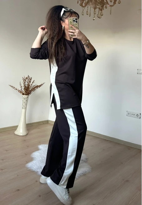 Yan Beyaz Şerıtlı Takım Kahve