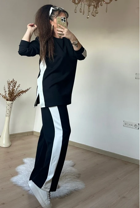 Yan Beyaz Şerıtlı Takım Siyah