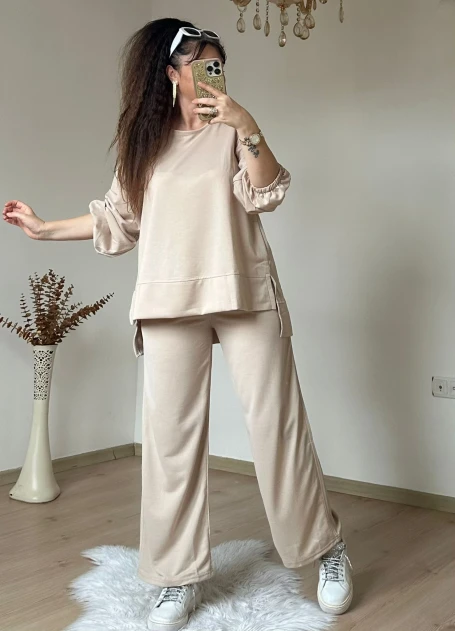 Yan Yırtmaçlı Spor Takım Bej