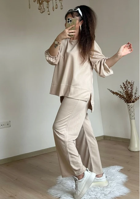 Yan Yırtmaçlı Spor Takım Bej