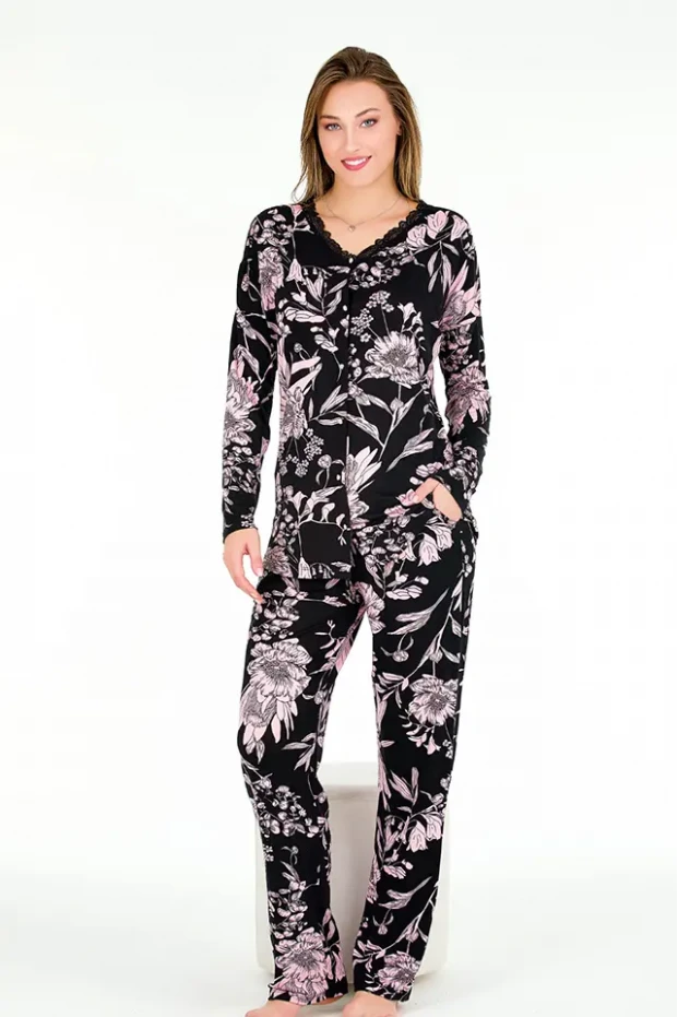 Uzun Kol Onü Düğmeli  Pembe Çiçekli Bayan Pijama Takımı