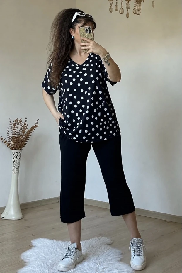 V Yaka Kapri Puanlı Takım Siyah