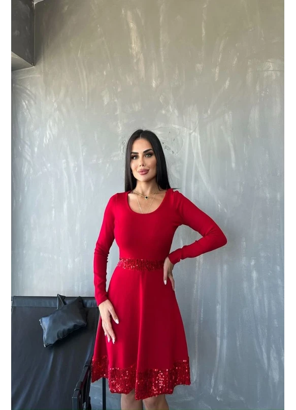 Kırmızı Pul Detaylı Bayan Triko Elbis